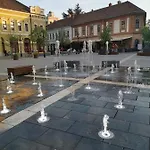 아파트 Oldtown Shelter With Free Private Parking