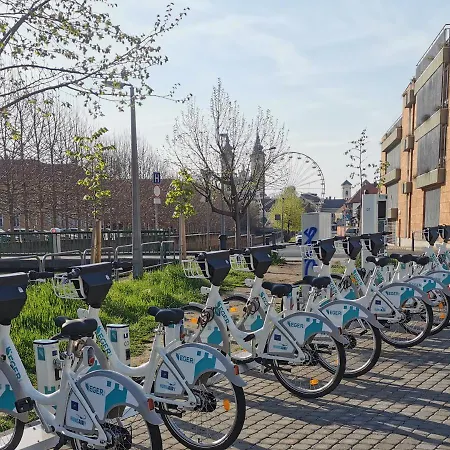 아파트 Oldtown Shelter With Free Private Parking *