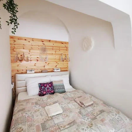 Oldtown Shelter With Free Private Parking