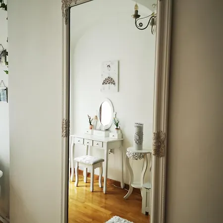 Oldtown Shelter With Free Private Parking Eger