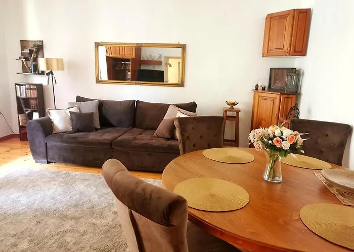 Oldtown Shelter With Free Private Parking *