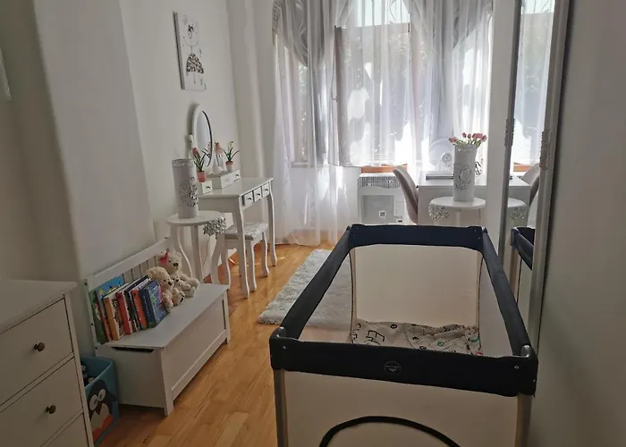 Oldtown Shelter With Free Private Parking * Erlau